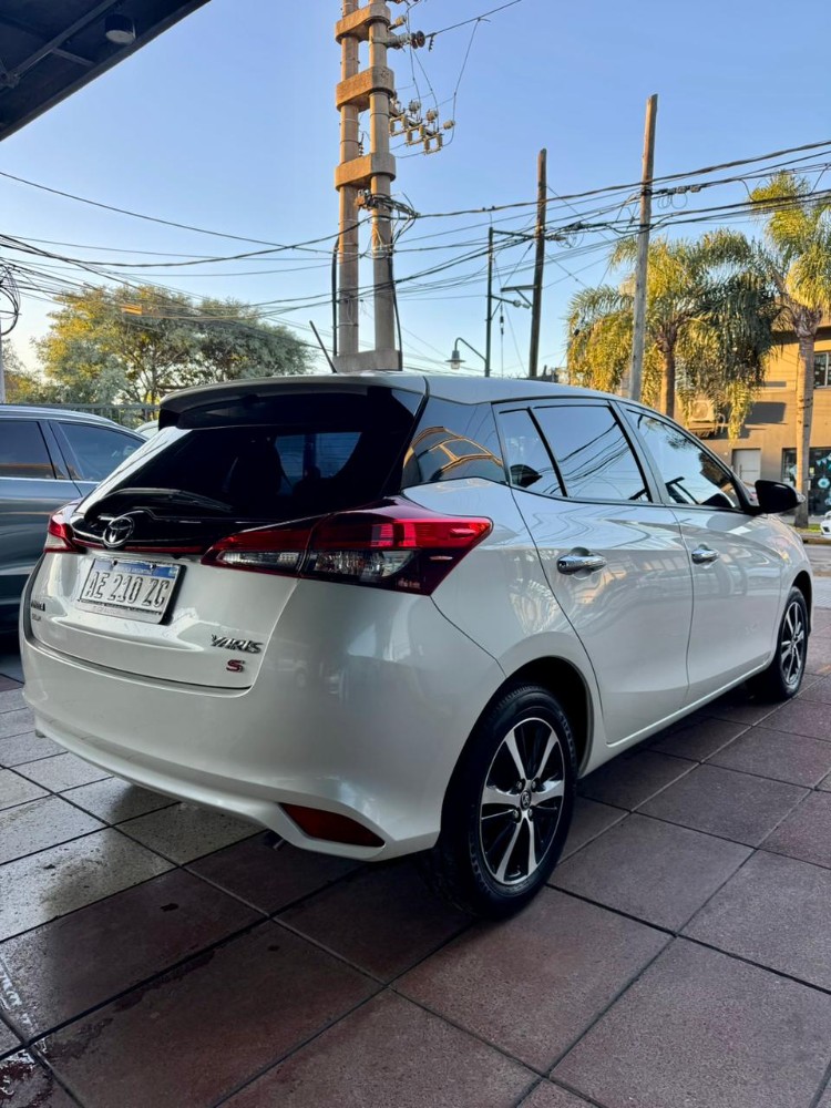 Toyota Yaris S — foto 4
